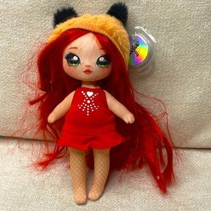 Na Na Na Surprise Foxy Roxie Doll Red Hair Series 1 Doll 2019